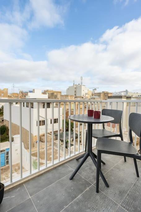 Stay-sliema Centrally Located Retro One Bedroom Appartamento